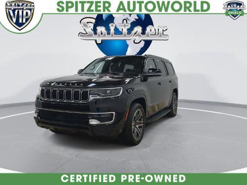 Diamond Black Crystal Pearlcoat 2025 Jeep Wagoneer 4x4