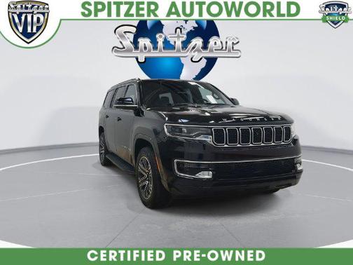 Diamond Black Crystal Pearlcoat 2025 Jeep Wagoneer 4x4