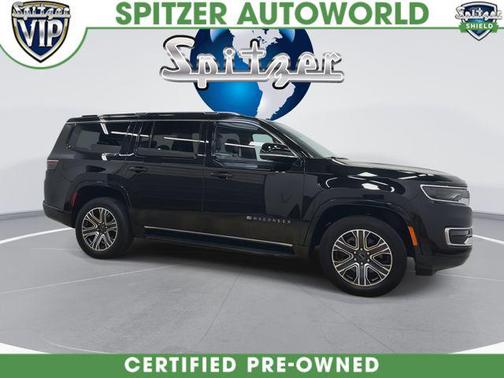 Diamond Black Crystal Pearlcoat 2025 Jeep Wagoneer 4x4