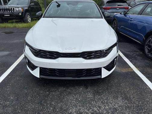 Snow White Pearl 2025 Kia K5 GT-Line