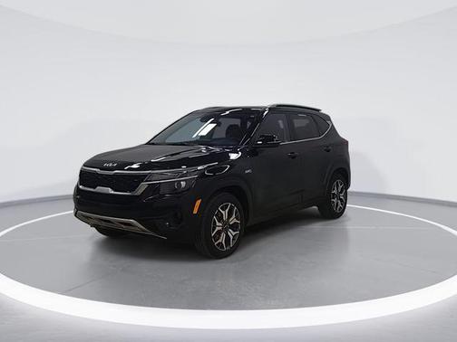 2023 Kia Seltos EX