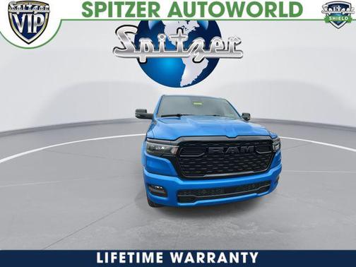 Hydro Blue Pearlcoat 2026 RAM 1500 Big Horn/Lone Star