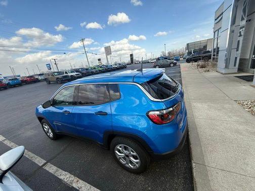 2025 Jeep Compass Sport