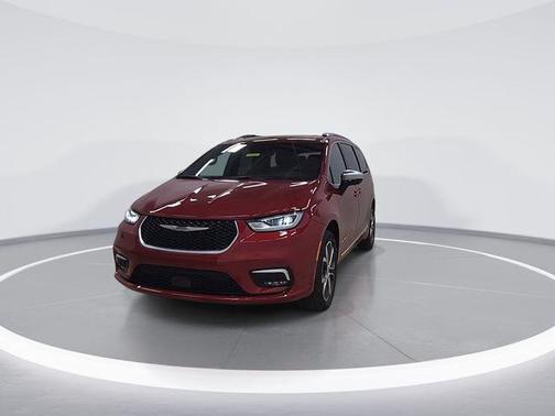 2026 Chrysler Pacifica L