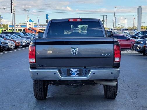 2017 RAM 2500 Tradesman Crew Cab 4x4 6'4' Box