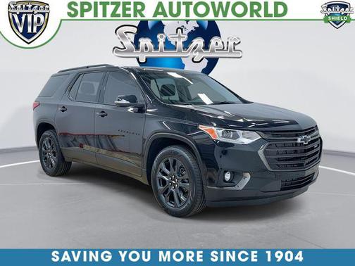 Mosaic Black Metallic 2021 Chevrolet Traverse RS