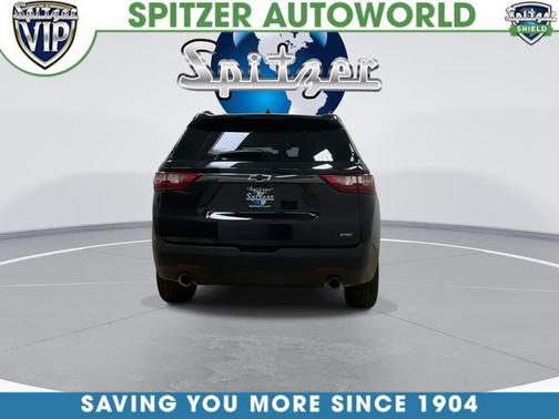 Mosaic Black Metallic 2021 Chevrolet Traverse RS