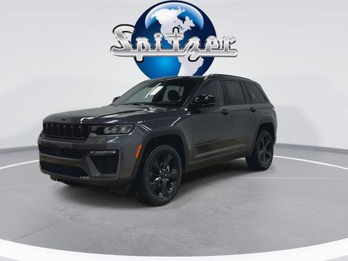 2026 Jeep Grand Cherokee Altitude