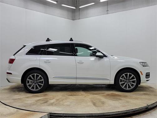 2017 Audi Q7 3.0T Premium