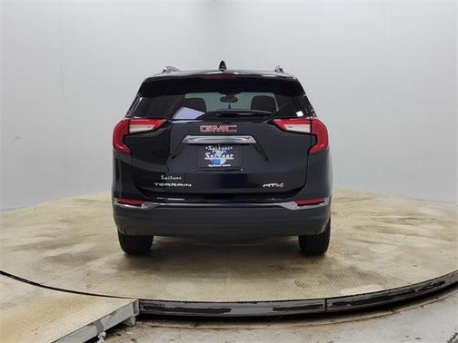 2024 GMC Terrain AWD AT4