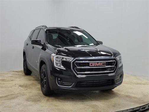 2024 GMC Terrain AWD AT4