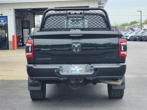 2019 RAM 3500 Laramie Crew Cab 4x4 6'4' Box