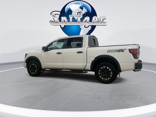 2023 Nissan Titan PRO-4X