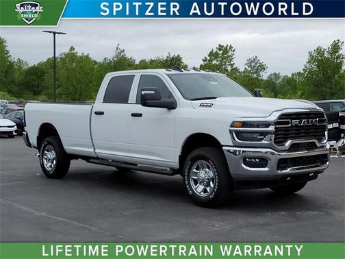 2025 RAM 2500 Tradesman Crew Cab 4x4 8' Box
