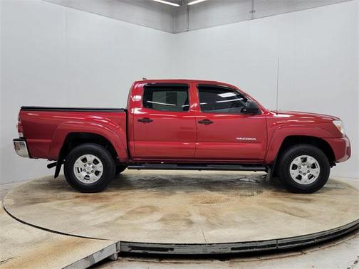 2015 Toyota Tacoma Base