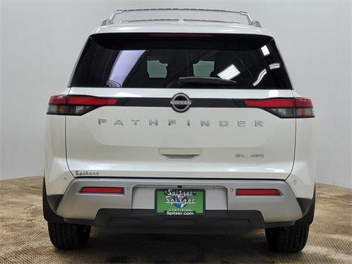 2024 Nissan Pathfinder SL 4WD