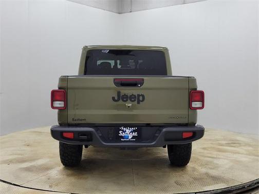 2025 Jeep Gladiator Sport