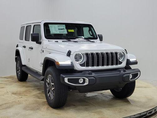 2025 Jeep Wrangler 4-Door Sahara 4x4