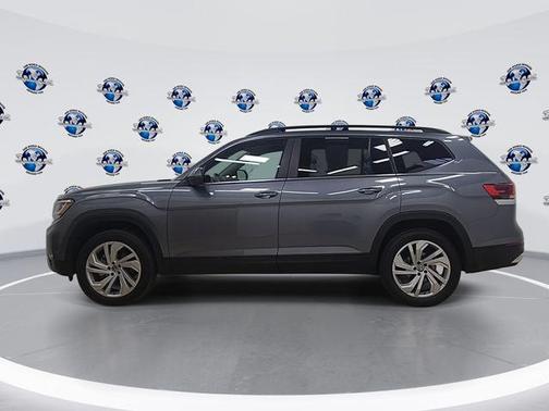 2022 Volkswagen Atlas 3.6L SE w/Technology