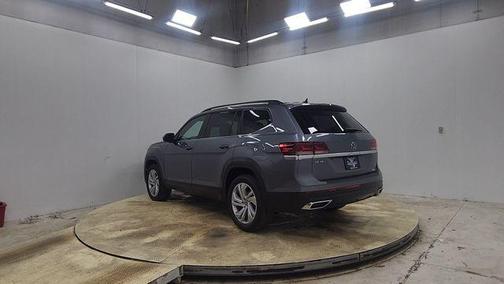 2022 Volkswagen Atlas 3.6L SE w/Technology