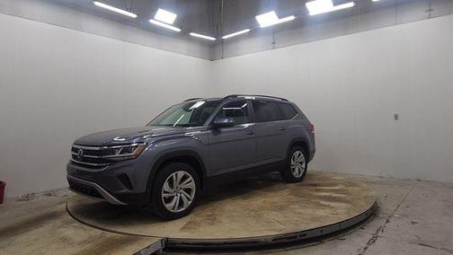 2022 Volkswagen Atlas 3.6L SE w/Technology