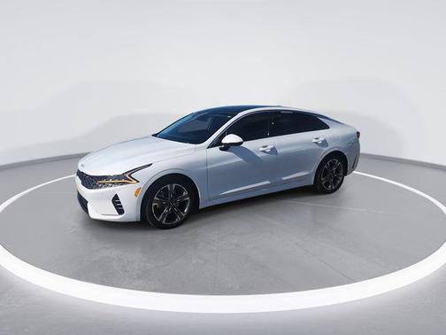 2022 Kia K5 EX