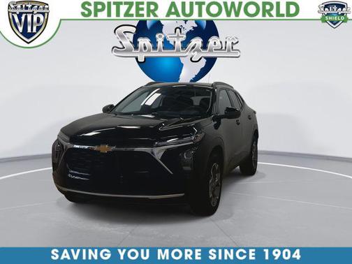 Mosaic Black Metallic 2024 Chevrolet Trax LT