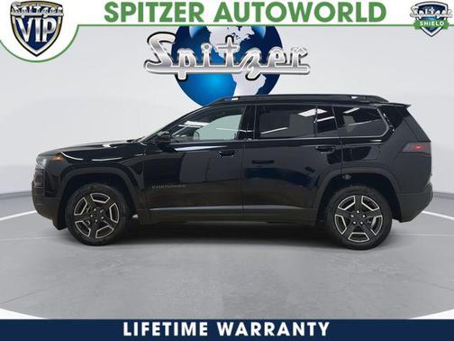 Diamond Black Crystal Pearlcoat 2026 Jeep Cherokee Limited