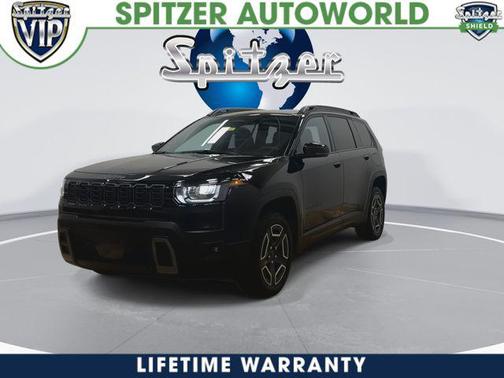 Diamond Black Crystal Pearlcoat 2026 Jeep Cherokee Limited