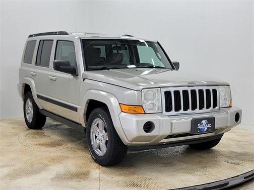 2008 Jeep Commander Sport
