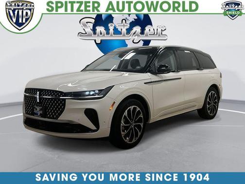 2024 Lincoln Nautilus Reserve