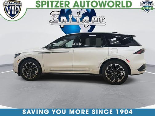 2024 Lincoln Nautilus Reserve