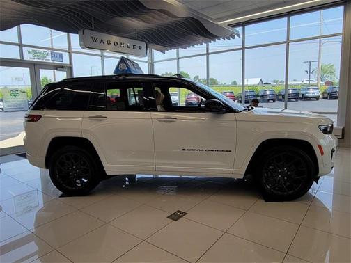 2025 Jeep Grand Cherokee Summit