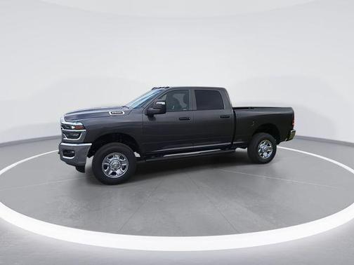2026 RAM 2500 Tradesman Crew Cab 4x4 6'4' Box