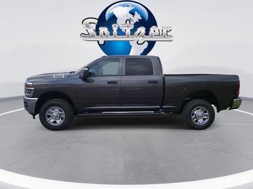2026 RAM 2500 Tradesman Crew Cab 4x4 6'4' Box