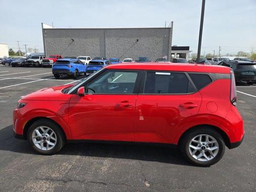 Inferno Red 2023 Kia Soul S