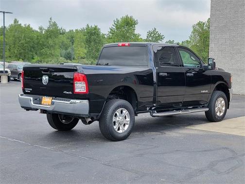 2024 RAM 2500 Big Horn Crew Cab 4x4 6'4' Box