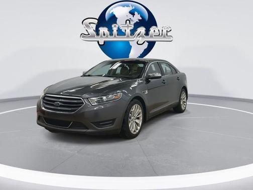 2019 Ford Taurus Limited
