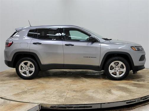 2023 Jeep Compass Sport