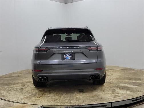 2021 Porsche Cayenne S