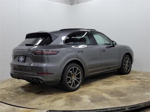 2021 Porsche Cayenne S