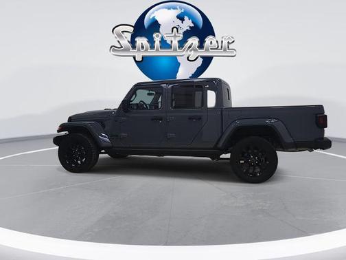 2024 Jeep Gladiator Nighthawk