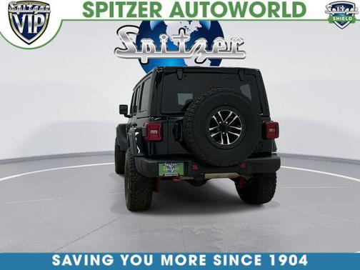 Black Clearcoat 2024 Jeep Wrangler Rubicon