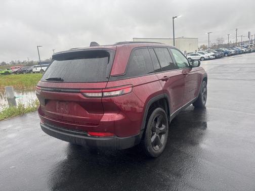 2023 Jeep Grand Cherokee Altitude