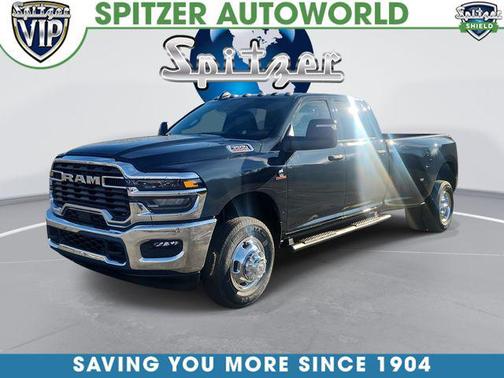 2026 RAM 3500 Tradesman Crew Cab 4x4 8' Box