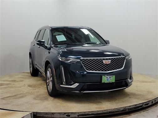 2025 Cadillac XT6 Premium Luxury AWD