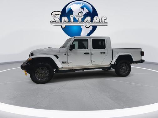 2026 Jeep Gladiator Sport S