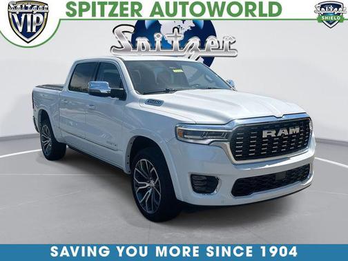 Ivory White Tri-Coat Pearlcoat 2026 RAM 1500 ST