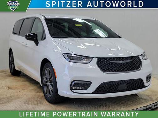 2026 Chrysler Pacifica L