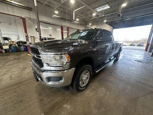 2020 RAM 2500 Tradesman Crew Cab 4x4 8' Box